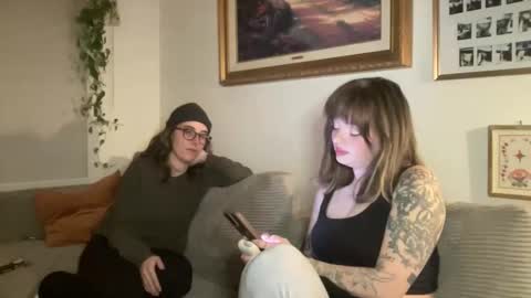 lilldaddysgirl online show from 13, 1, 2026