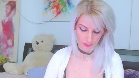 Lara online show from 27, 3, 2026