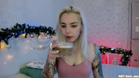 LilliMoore online show from 12, 1, 2026