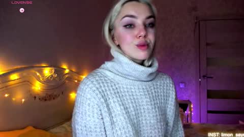 LilliMoore online show from 8, 3, 2026