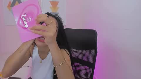 Sweety Lilly Love  online show from 15, 11, 2025