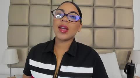 Snapshot of lilly_williamss chatting on 11, 6, 2026 Lilly online show from 11, 6, 2026
