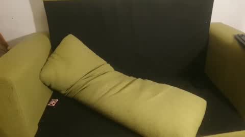 Lilli Sissy SlutCat online show from 13, 1, 2025