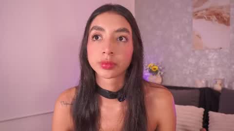 Snapshot of lillythompson_ chatting on 8, 7, 2026 Lilly Thompson online show from 8, 7, 2026