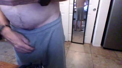 Snapshot of lilpackage69 chatting on 15, 7, 2026 lilpackage69 online show from 15, 7, 2026