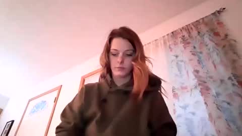 Snapshot of lilsirenluna chatting on 22, 2, 2026 Luna online show from 22, 2, 2026