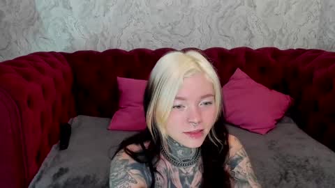Little slave Kayden online show from 27, 1, 2025