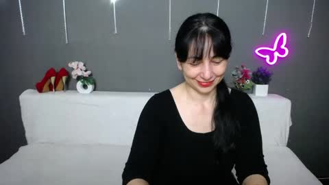 lilugrants online show from 19, 4, 2026