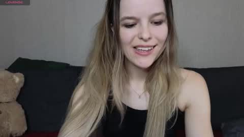 lily_and_jake online show from 24, 9, 2025