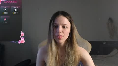 Snapshot of lily_and_jake chatting on 15, 5, 2026 lily_and_jake online show from 15, 5, 2026