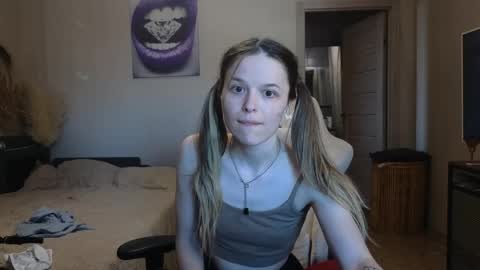 Snapshot of lily_and_jake chatting on 16, 5, 2026 lily_and_jake online show from 16, 5, 2026