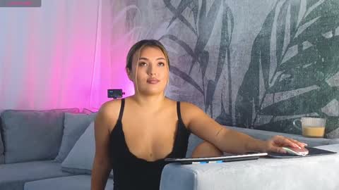 Lily online show from 2, 12, 2024