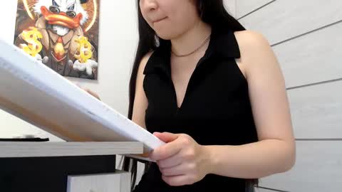 Lily Litle online show from 4, 12, 2024