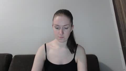 Snapshot of lily_love_x chatting on 6, 4, 2026 lily_love_x online show from 6, 4, 2026