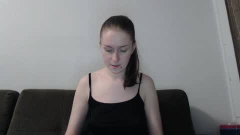 Snapshot of lily_love_x chatting on 9, 4, 2026 lily_love_x online show from 9, 4, 2026