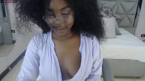 lily_mendoza online show from 12, 6, 2026