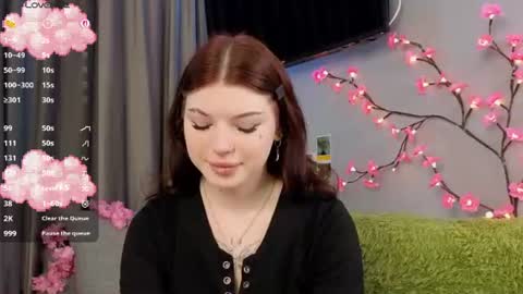 Snapshot of lily_qute chatting on 3, 7, 2026 Lily online show from 3, 7, 2026