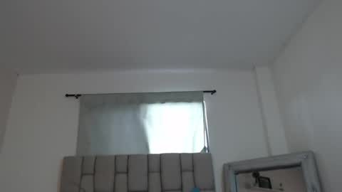 Snapshot of lily_rose0 chatting on 23, 5, 2026 lily_rose0 online show from 23, 5, 2026