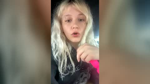 xlayaxo online show from 24, 7, 2026
