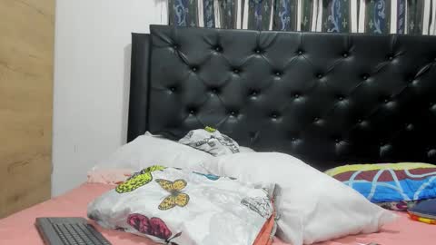 Lily online show from 5, 1, 2026