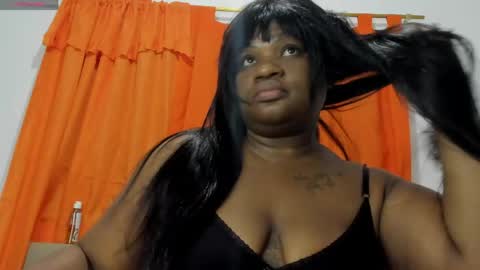 Snapshot of lilybaudyn_ chatting on 29, 5, 2026 Lily online show from 29, 5, 2026