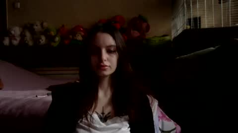 lilycandy_ online show from 7, 2, 2025