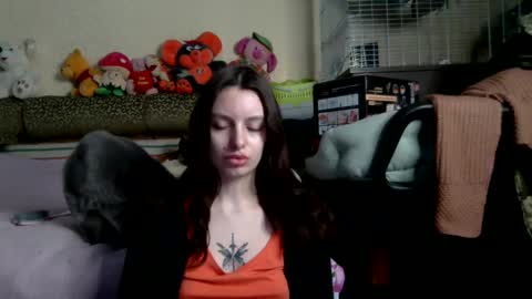 lilycandy_ online show from 8, 2, 2025