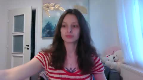 lilycandy_ online show from 4, 4, 2026