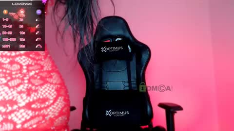 Liliana louise online show from 28, 2, 2025