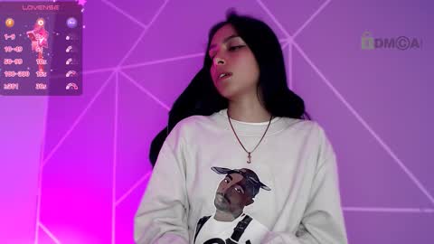 Liliana louise online show from 11, 10, 2025