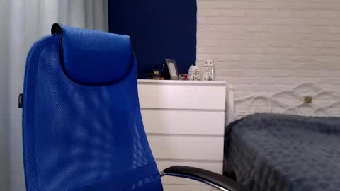 Snapshot of lilymellow chatting on 24, 4, 2026 Lily online show from 24, 4, 2026
