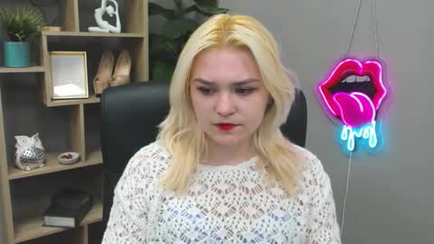 Lily online show from 22, 3, 2026