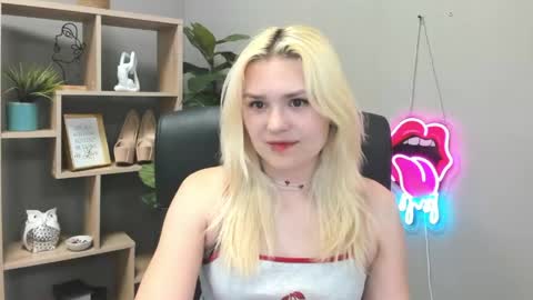 Lily online show from 1, 6, 2026