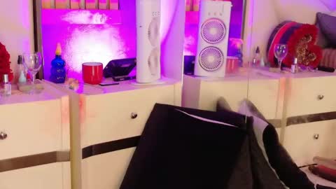 Snapshot of lilyybigass chatting on 7, 2, 2026 Lilly online show from 7, 2, 2026