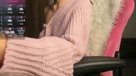 Snapshot of lilyychoii22 chatting on 29, 6, 2026 Lily online show from 29, 6, 2026