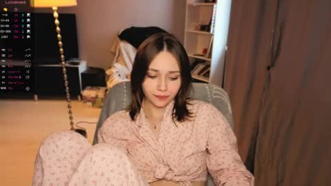 Scarlet online show from 23, 4, 2026