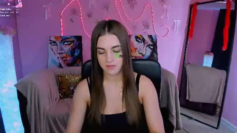 Snapshot of lina_fox12 chatting on 3, 7, 2026 lina_fox12 online show from 3, 7, 2026