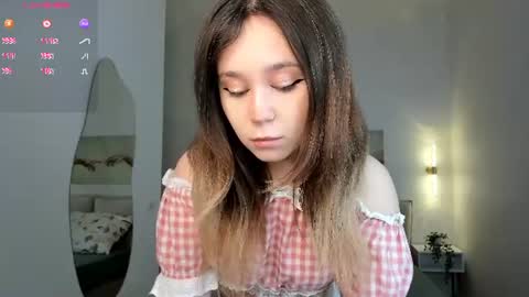 Snapshot of lina_glow711915 chatting on 14, 6, 2026 LIna online show from 14, 6, 2026