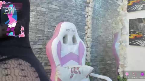 LINA SANCHEZ online show from 7, 2, 2026