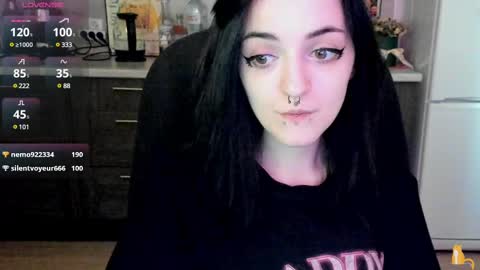 Lina 3  1715622743 online show from 25, 2, 2025