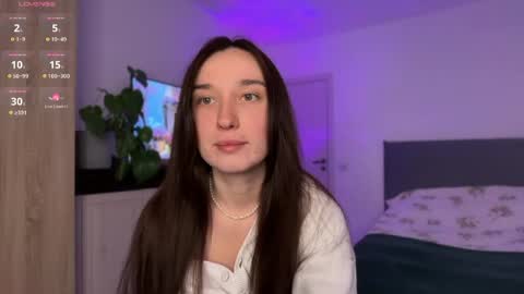 Lina online show from 30, 4, 2026