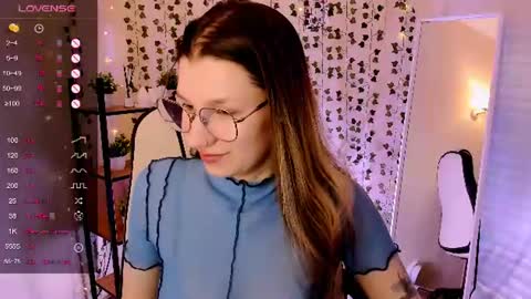 Snapshot of linablossom chatting on 12, 6, 2026 Lina online show from 12, 6, 2026