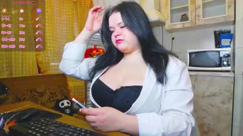 Lina online show from 8, 11, 2025