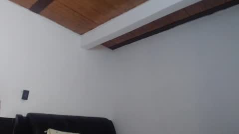 Lina online show from 5, 1, 2025