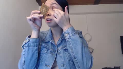 Lina online show from 11, 9, 2025