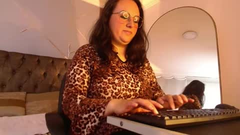 Snapshot of linceadictiva chatting on 26, 5, 2026 LINCE online show from 26, 5, 2026