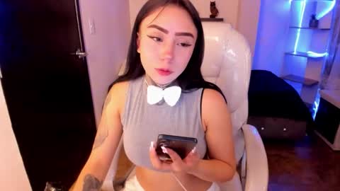 Lindaa maria  online show from 11, 10, 2025