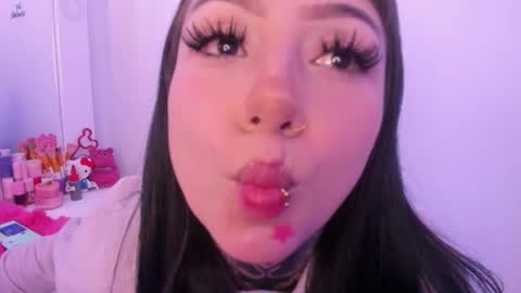 Lindaa maria  online show from 26, 11, 2025