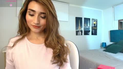 Maria Paula online show from 22, 5, 2026