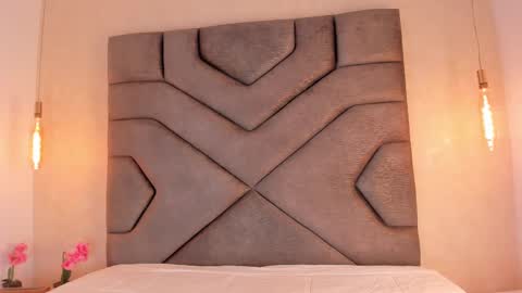 Linda Saenz online show from 6, 3, 2025